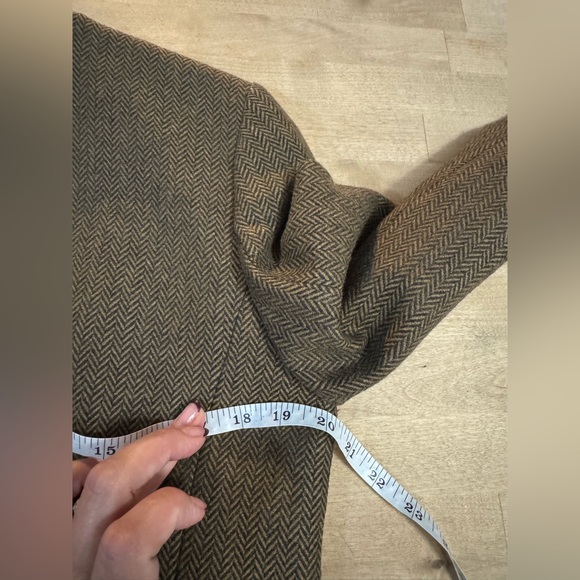 Kate Hill wool blend Taupe Herringbone Jacket - Picture 8 of 8